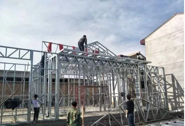 一文看懂裝配式建筑的發(fā)展前景，農(nóng)村蓋房選這種，保質(zhì)又保量!